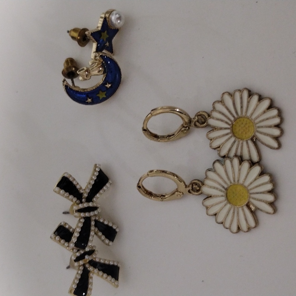 unique earrings set